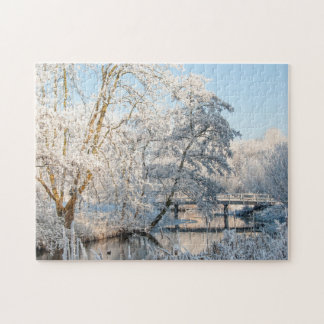 Snow Park Creek & Bridge, 252 pièces Jigsaw Puzzle