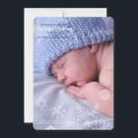 Snowflakes Winter Baby Photo Faire-part de naissan<br><div class="desc">Un faire-part de naissance adorable pour présenter votre bébé d'hiver avec. Ajoutez simplement votre photo préférée pour la vôtre. La carte est facile à customiser avec votre libellé, police, couleur de police et choix de six types de papier. Pas exactement ce que vous cherchez ? Tous nos produits peuvent être...</div>