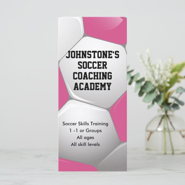 Soccer Ball Pink and White (Debout devant)