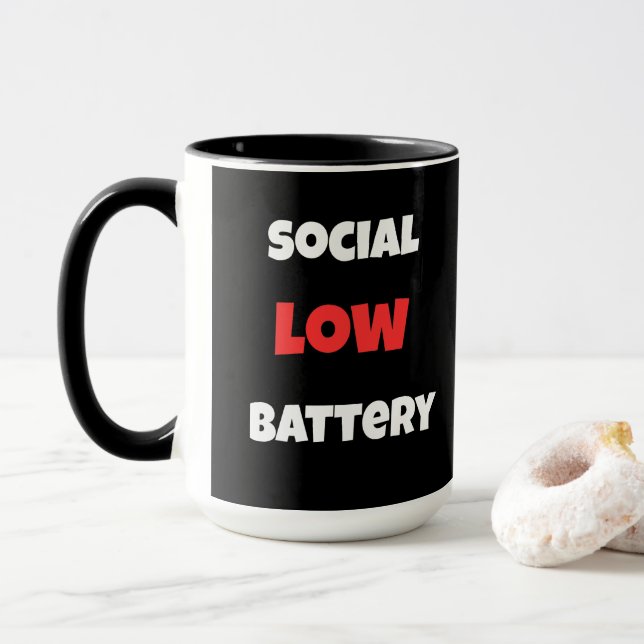 Social Battery Low Funny Coffee Mug -Black&White (Avec donut)