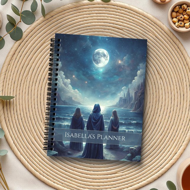 Soeurs de lune - Mystique sorcière lunaire (Moon Sisters - Mystical Lunar Witch Planner on a boho table with botanicals and a cup of tea)