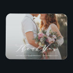 Soft Calligraphy Mariage Merci Photo Magnet<br><div class="desc">Ce design présente une belle superposition de police de script romantique pour présenter votre photo mariage !</div>
