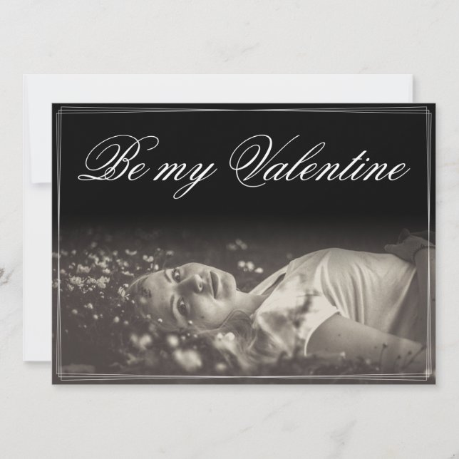 Sois ma Saint-Valentin - jeune femme allongée (Devant)
