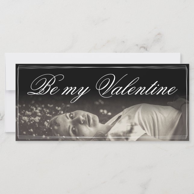 Sois ma Saint-Valentin - jeune femme allongée (Devant)