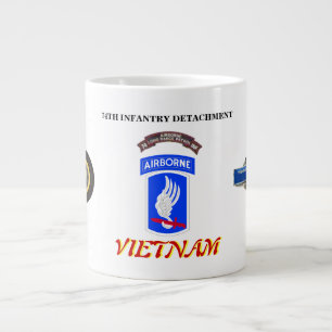 soixante-quatorzième TASSE d'ÉLÉPHANT du VIETNA