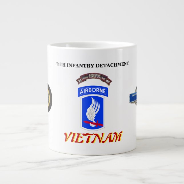 soixante-quatorzième TASSE d'ÉLÉPHANT du VIETNAM (Devant)