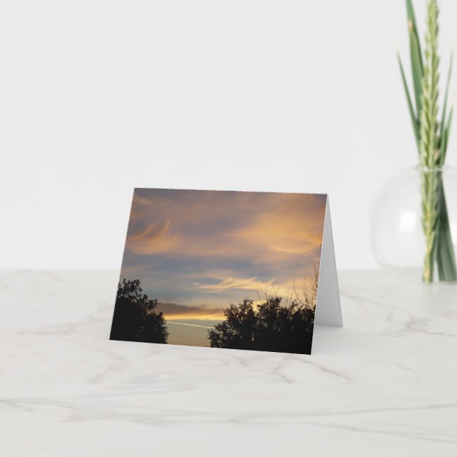Soleil d'hiver nuageux sur une carte blanche (Devant)
