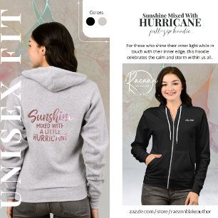 Soleil mélangé à un petit Sweat - shirt à capuche