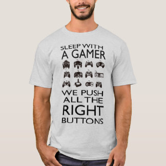 SOMMEIL AVEC UN GAMER ! ! ! Le T-shirt de base des