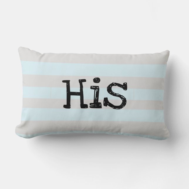 Son oreiller bleu et gris doux pastel "Je l'aime" (Recto)