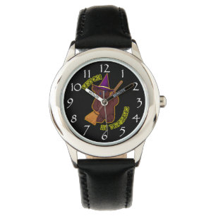 Sorcière dans des montres de formation