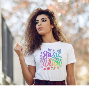 Sorcière de base moderne femmes Halloween T-shirt