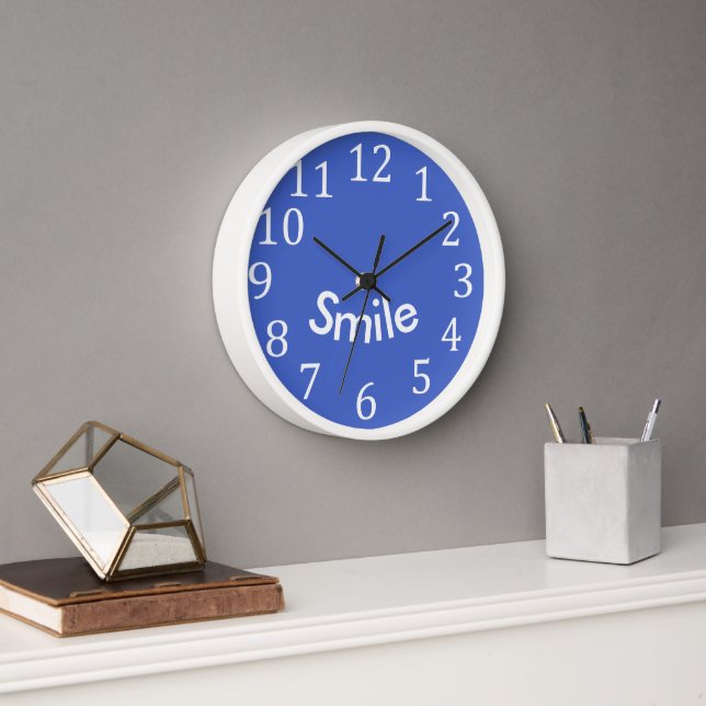 Sourire, horloges d'affirmation de mot de texte bl (Bureau)