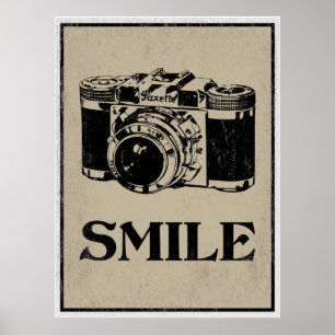 Sourire : Retro Camera Art Poster