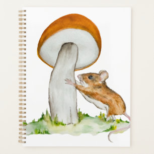 Souris drôle avec champignon sauvage