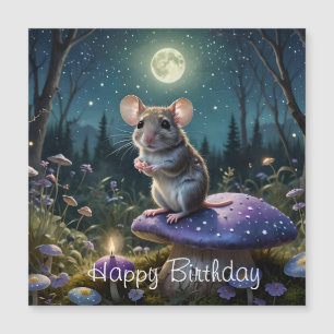 Souris mignonne sur champignon au clair de lune An