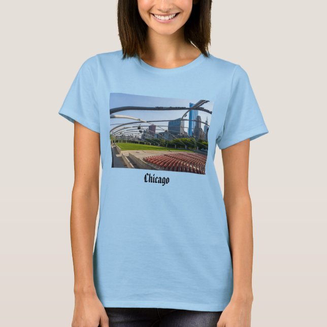 Sous le T-shirt du Pavillon Pritzker (Devant)