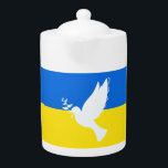Soutenez l'Ukraine Teapot Peace Dove - Liberté<br><div class="desc">Soutenez l'Ukraine Teapots - Dove de Paix - Liberté - Soutien de la Paix - Solidarité - drapeau ukrainien - Fort ensemble - Victoire de la Liberté ! Faisons du monde un endroit meilleur - tout le monde ensemble ! Un monde meilleur commence - dépend - a besoin de VOUS...</div>
