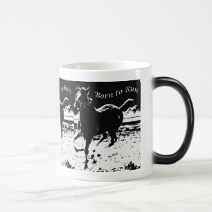 Soutenu pour courir la tasse