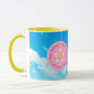 Soyez gentil avec le visage heureux tasse manche j