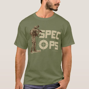 Spéc. Ops sur le T-shirt de vert de la fatigue des