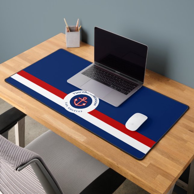 Spécialiste nautique du bateau d'Ancre rouge (Bureau 2)