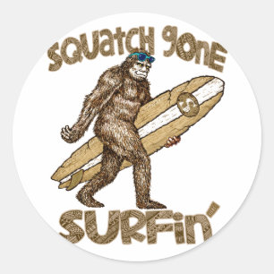 Squatch Gone Surfing autocollant