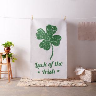 st patrick en tissu de clou