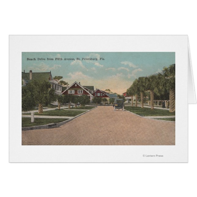 St. Petersburg, FL - Vue de la plage Dr & 5th Ave (Devant horizontal)