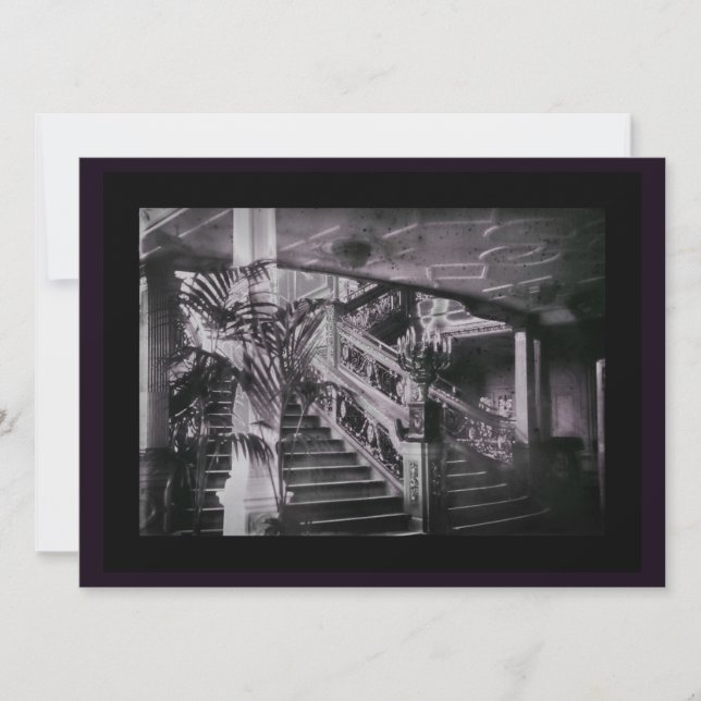 Stairwell D Deck (Devant)