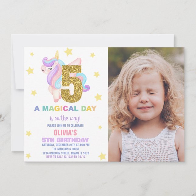 Star Rainbow Unicorn Anniversaire Invitations avec (Devant)