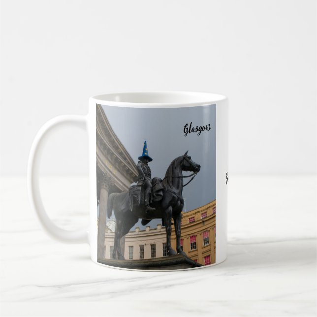 Statue du duc de Wellington, mug de Glasgow (Gauche)