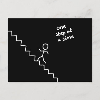Stick man sur l'escalier "une marche..." carte pos