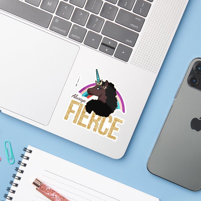 Sticker Afro Unicorn | Magique - Toujours fière (Ordinateur portable avec iPhone)
