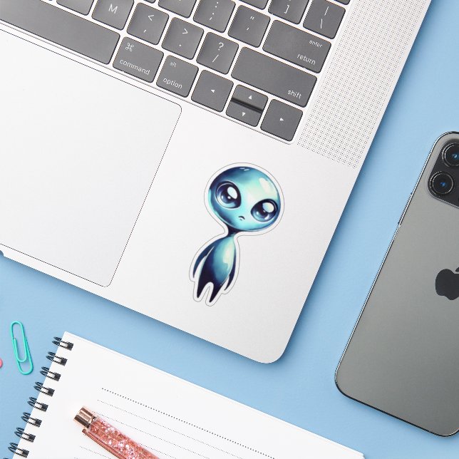 Sticker Alien Kawaii Bleu  (Ordinateur portable avec iPhone)