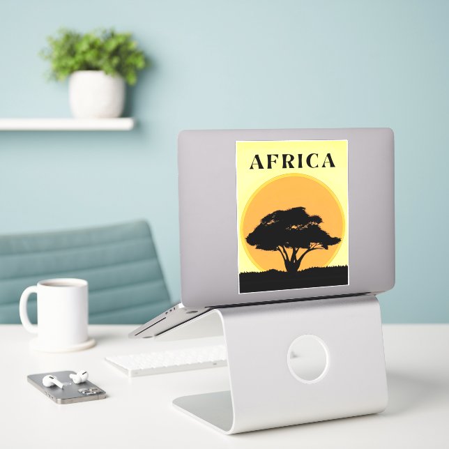 Sticker Arbre d'acacia africain contre un coucher de solei (Ordinateur portable sur le bureau)