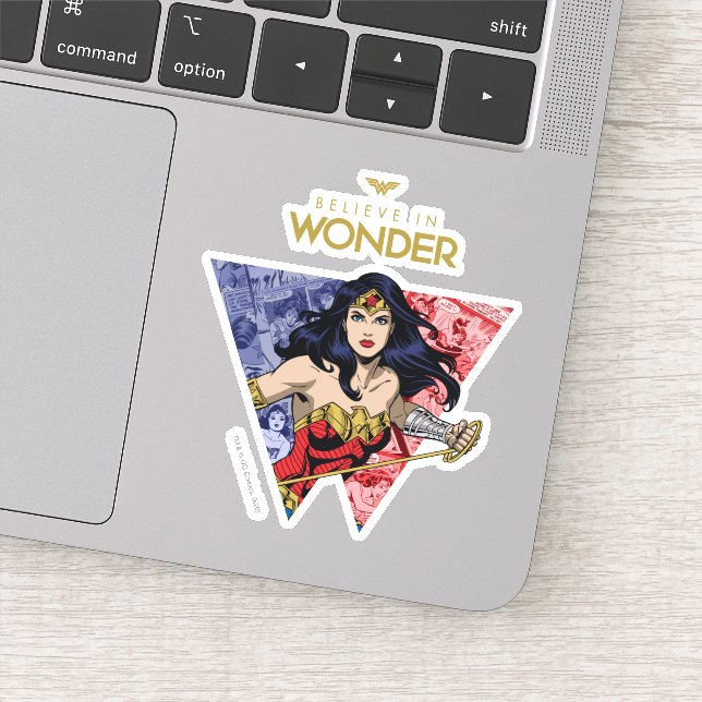 Sticker "Believe In Wonder" Wonder Woman Lasso Comic Logo (Détail)