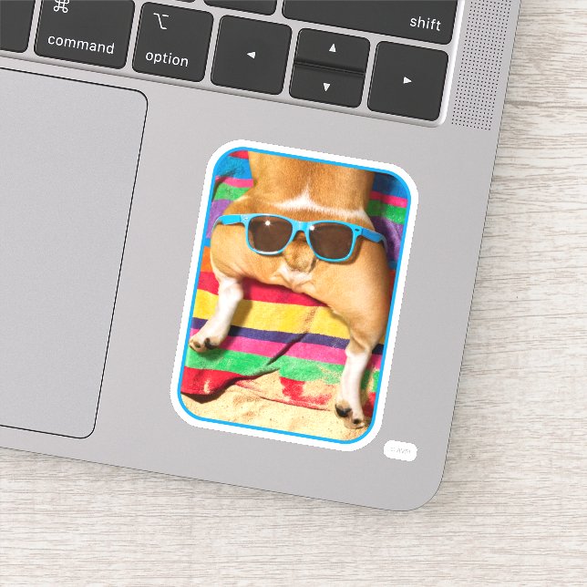 Sticker Beurre de chien avec lunettes de soleil (Détail)