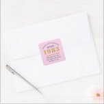 Sticker Carré 40th Birthday Born 1983 Ajouter Nom Rose Grey<br><div class="desc">Anniversaire personnalisé ajoutez votre nom et votre année autocollante. Modifiez le nom et l'année avec le modèle fourni. Un merveilleux accessoire de fête d'anniversaire personnalisé. Plus de cadeaux et de fournitures de fête disponibles avec le design "normes de fixation" dans le magasin.</div>