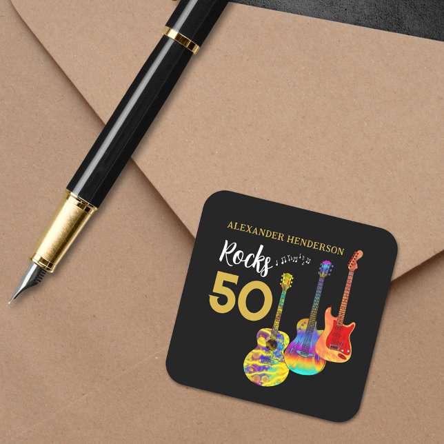 Sticker Carré 50e anniversaire 50 rochers Guitare (Rock and roll 50th birthday party sticker colorful funky guitars & gold rocks 50 typography )