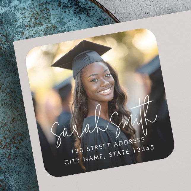Sticker Carré Adresse de retour du script moderne de la photo du (Graduate photo modern script return address square sticker)