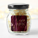 Sticker Carré Agate Géode Script Mariage Or Bourgogne<br><div class="desc">Cet élégant autocollant mariage moderne présente une aquarelle bordeaux design géode d'aquarelle ornée d'une parties scintillant en faux or. Customisez facilement le texte de couleur or sur un arrière - plan non noir,  avec les noms de la mariée et du marié en calligraphie manuscrite sur une grande esperluette.</div>
