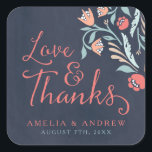 Sticker Carré Amour et Merci Bluish Chalkboard Floral Mariage<br><div class="desc">Ce charmant autocollant carré présente une belle florale contre un arrière - plan de tableau rouge, avec le mot "Love & Thanks" dans la police de script moderne. Utilisez-le pour sceller vos enveloppes mariages ou pour la décoration. Consultez le faire-part de mariage et les autres éléments mariages correspondants de ma...</div>
