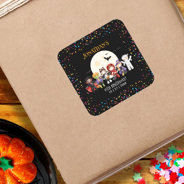 Sticker Carré Amusants Costume d'Halloween Enfants Anniversaire  (Fun Halloween Kids Costume Birthday Party Square Sticker)