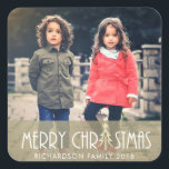 STICKER CARRÉ ARGENT MODERNE MERRY CHRISTMAS DOODLE HOLIDAY PHOT<br><div class="desc">UNIQUE,  MODERNE,  CONTEMPORAINE,  TENDANCE,  MINIMAL,  BOLD,  BRIGHT,  AMUSANT,  CHÈRE gamme de produits et collections coordonnées. J'espère que vous apprécierez...  Pour toute autre personnalisation ou tout autre élément correspondant,  n'hésitez pas à me contacter à l'adresse yellowfebstudio@gmail.com</div>