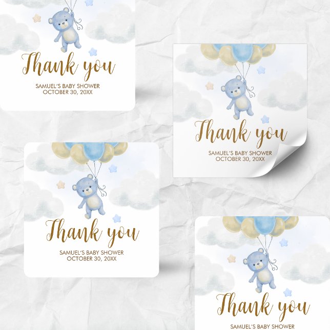 Sticker Carré Baby shower d'attente de l'ours (Blue We Can Bearly Wait Bear Balloons Baby Shower Sticker)