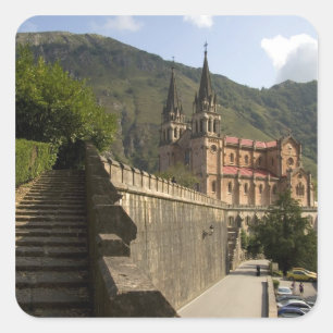 Sticker Carré Basilique de Covadonga, nord-ouest de l'Espagne.