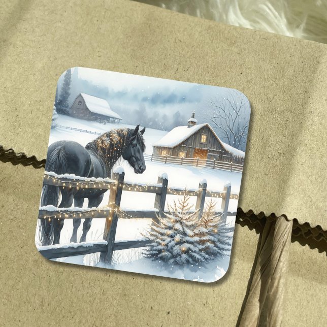 Sticker Carré Beau Cheval Noir sur une ferme de Noël (Créateur téléchargé)