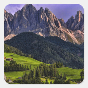 Sticker Carré Belle église isolée et isolée St Maddalena