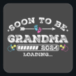 Sticker Carré Bientôt être Grand-mère 2024 Chargement<br><div class="desc">Bientôt être Grand-mère 2024 Chargement Promoté à Grand-mère Funny Crew Graphic design Cadeau Carré Stickers Collection classique.</div>